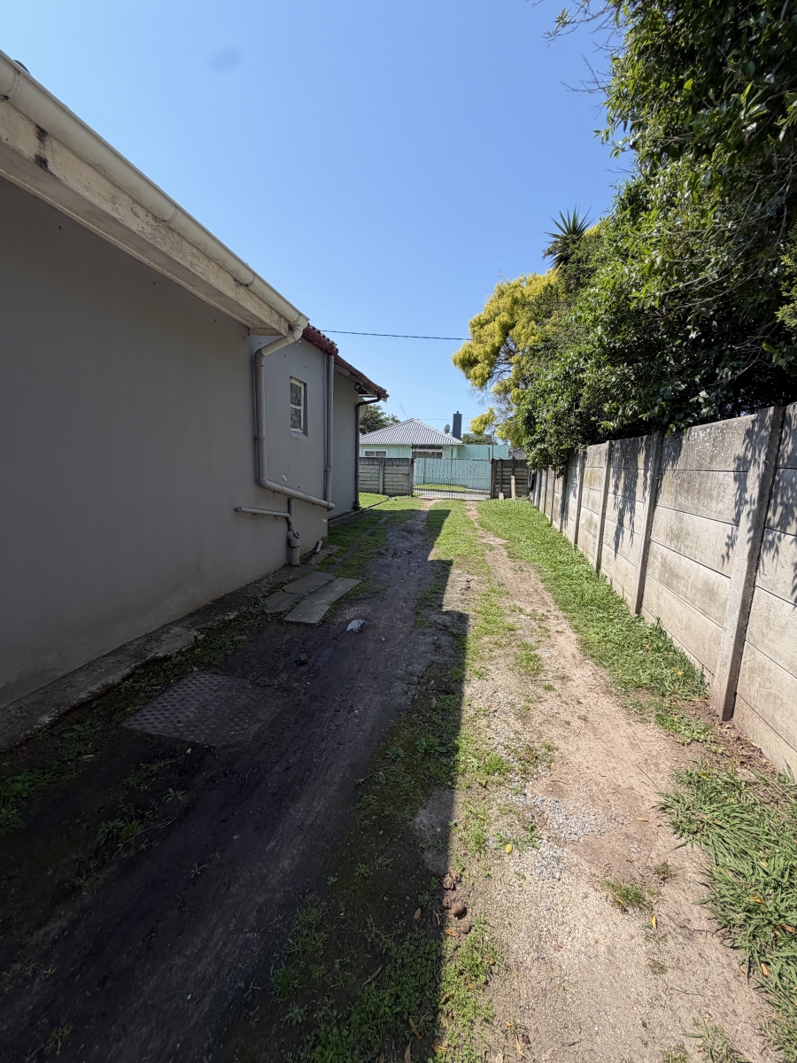 2 Bedroom Property for Sale in Lennox Estate Eastern Cape